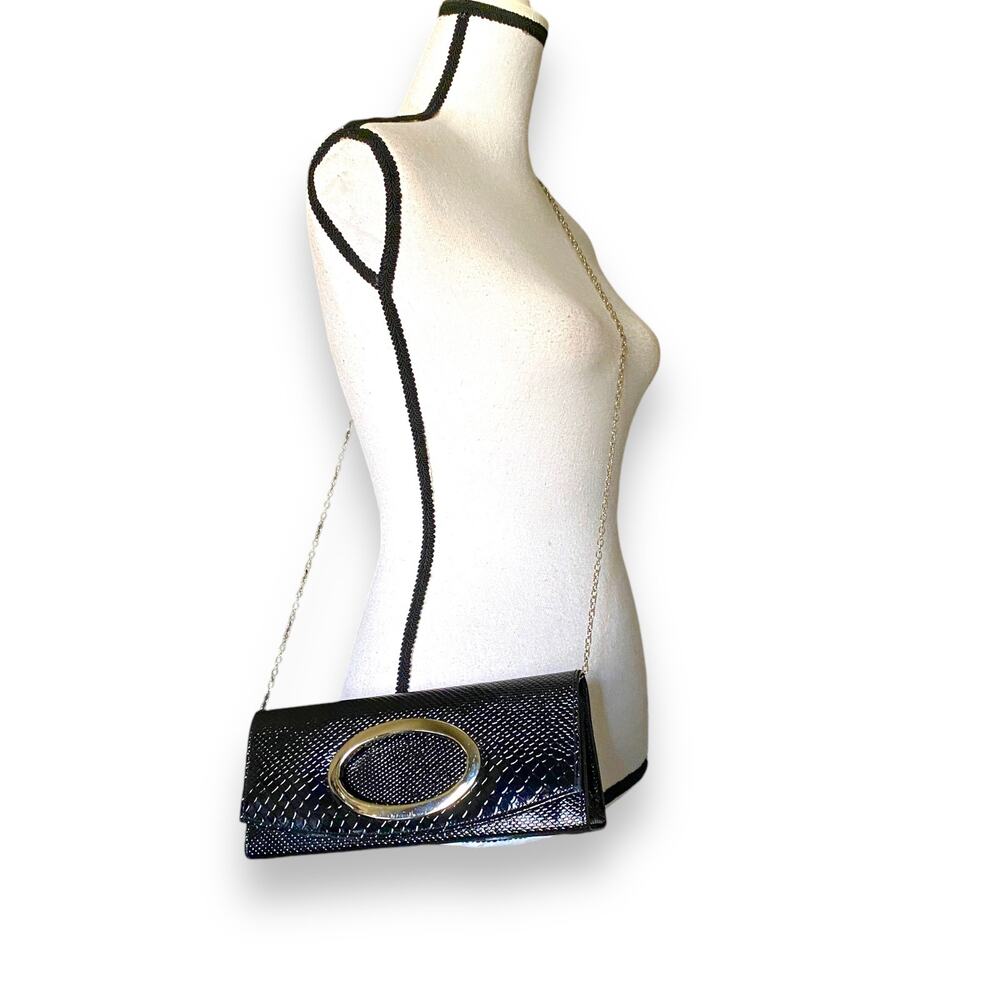 VNTG 90s Patent Snake Embossed East West HandBag Purse Black Chain Strap Clutch - Picture 2 of 9